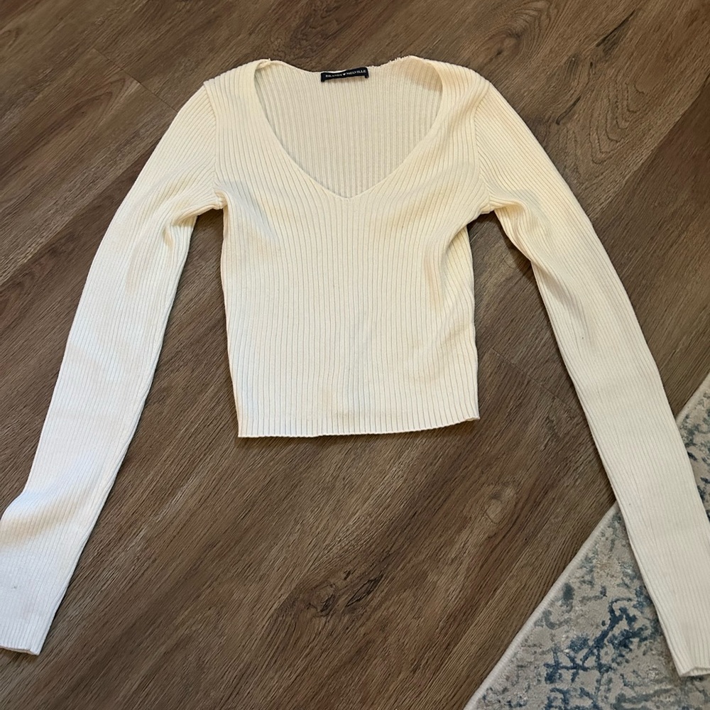 brandy melville long sleeve